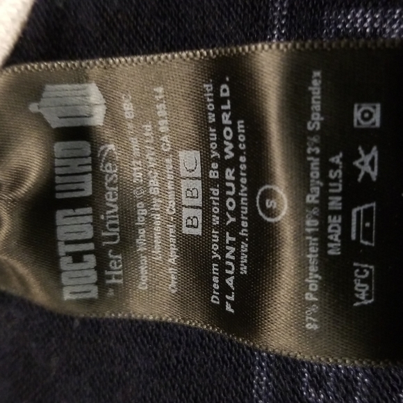 🇬🇧 Doctor Who Her Universe cardigan - Picture 2 of 3